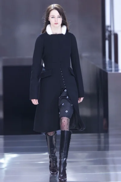 Look 4